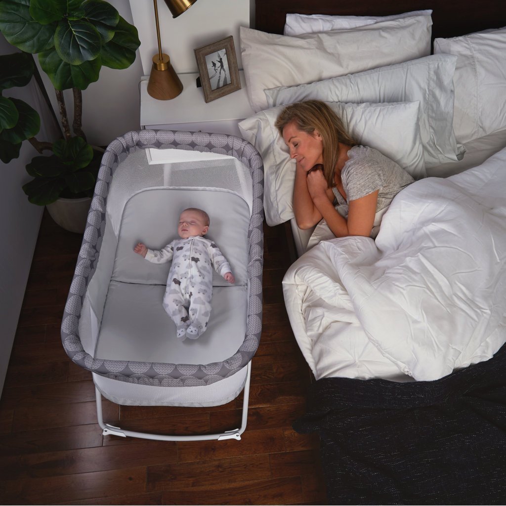 Foldaway bassinet best sale